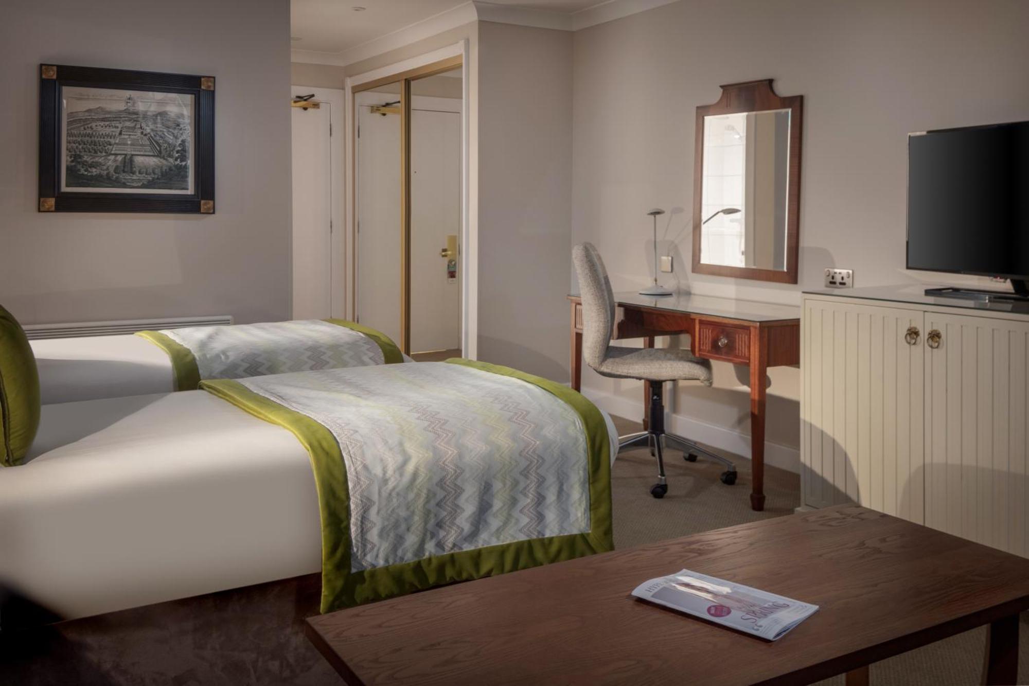 Albrighton Hall Hotel And Spa, A Member Of Radisson Individuals Hadnall Экстерьер фото